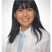 Estudiante universitaria con conocimientos para poder dar clases a alumnos de primaria y secundaria